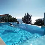 Felicidade * أركو دا كالهيتا