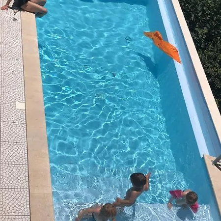 וילה Felicidade