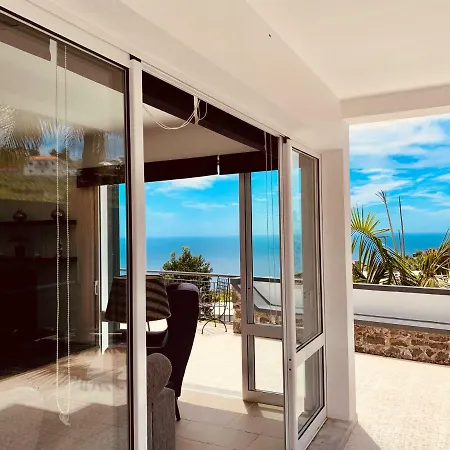 Felicidade Arco da Calheta (Madeira)