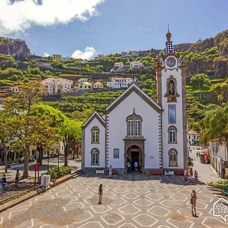 Felicidade Villa *