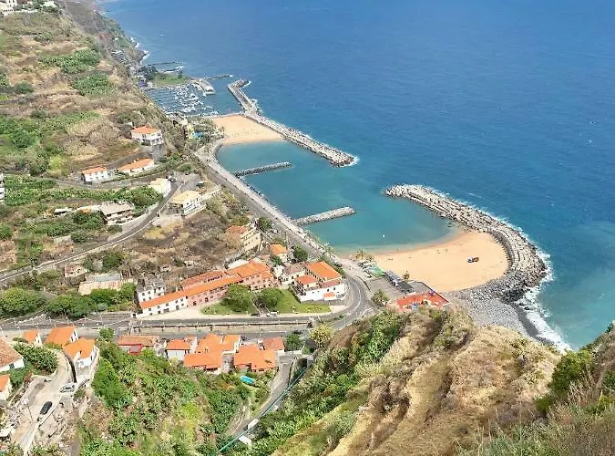 Villa Felicidade Arco da Calheta (Madeira)